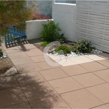 Apartment Pavillon Pour 4 A 150m De La Et 500m Du Centre De La Tranche-sur-mer, Avec Terrasse Et Garage - Fr-1-357-48