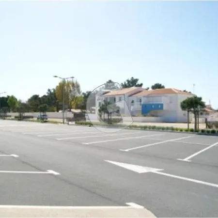 Pavillon Pour 4 A 150m De La Et 500m Du Centre De La Tranche-sur-mer, Avec Terrasse Et Garage - Fr-1-357-48 *