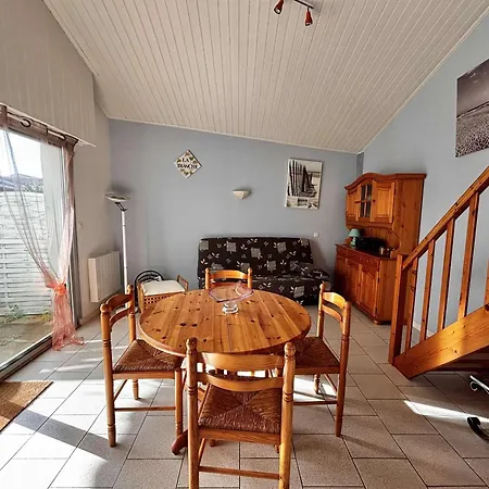 Pavillon Pour 4 A 150m De La Et 500m Du Centre De La Tranche-sur-mer, Avec Terrasse Et Garage - Fr-1-194-375 * La Tranche-sur-Mer