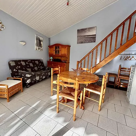 Pavillon Pour 4 A 150m De La Et 500m Du Centre De La Tranche-sur-mer, Avec Terrasse Et Garage - Fr-1-194-375 Apartman *