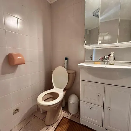 Pavillon Pour 4 A 150m De La Et 500m Du Centre De La Tranche-sur-mer, Avec Terrasse Et Garage - Fr-1-194-375 *