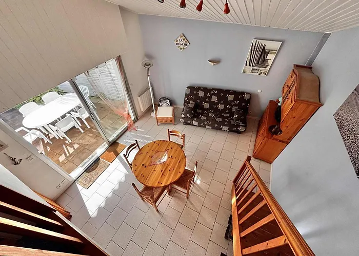 Pavillon Pour 4 A 150m De La Et 500m Du Centre De La Tranche-sur-mer, Avec Terrasse Et Garage - Fr-1-194-375 La Tranche-sur-Mer